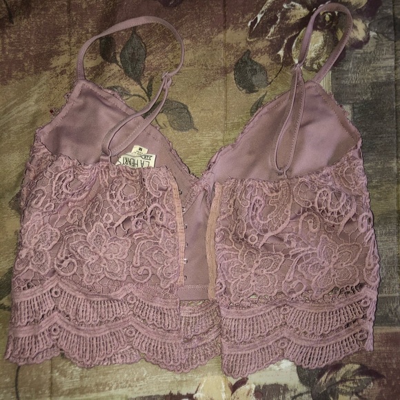 Top - Picture 2 of 3